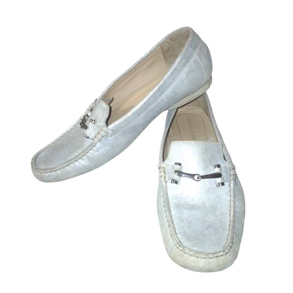 Donald Pliner Loren Irradescent Pearl Leather Loafers Women's Flats size 9